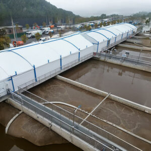 Cover the sewage tank of the sewage treatment plant